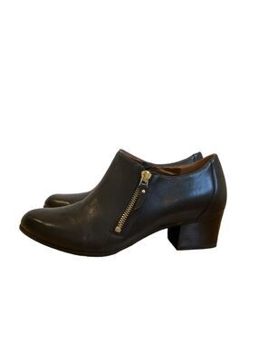 Naturalizer black ankle boots with gold side zip chunky heels almond 8.5
